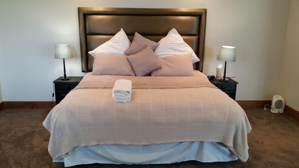 Bed and Breakfast 6 On Acacia Johannesburg Zimmer foto