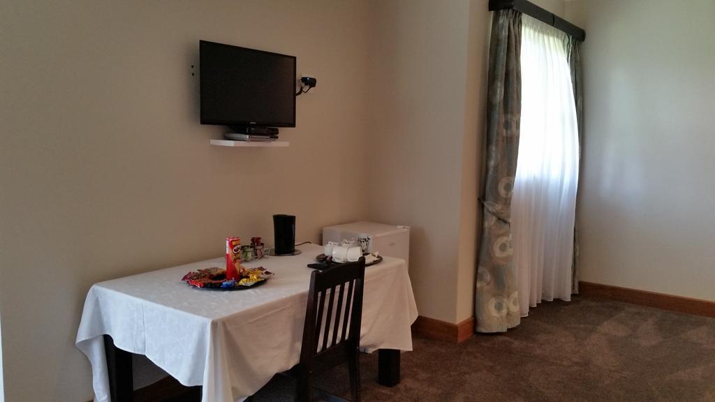Bed and Breakfast 6 On Acacia Johannesburg Zimmer foto