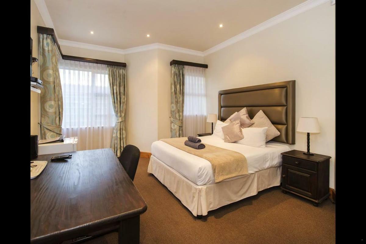 Bed and Breakfast 6 On Acacia Johannesburg Exterior foto